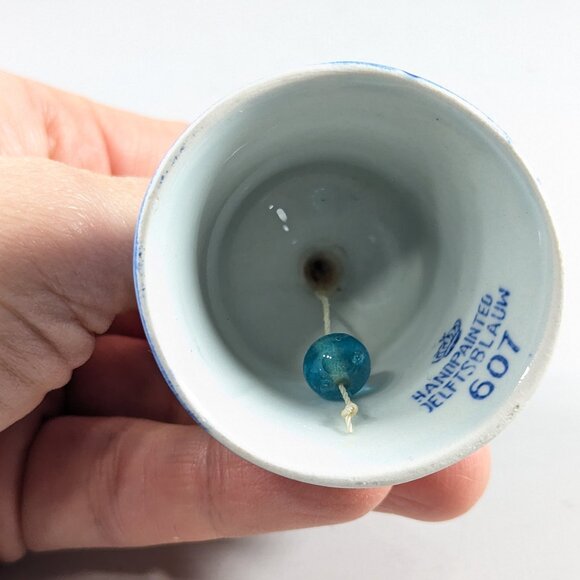 Small Delft Blue hand painted ceramic hand bell, Miniature table bell - Picture 10 of 10